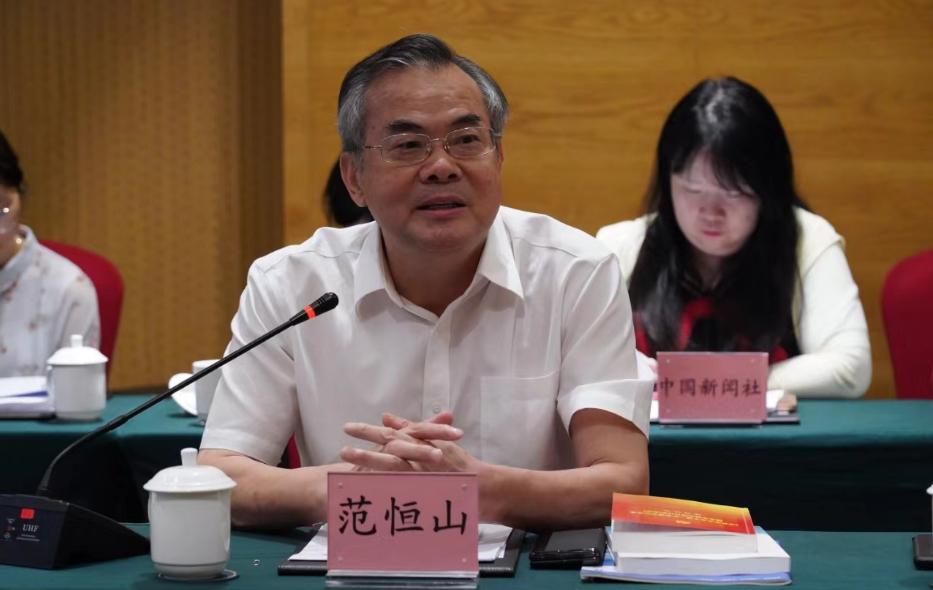 以經(jīng)濟體制改革為牽引   持續推進(jìn)城鄉融合發(fā)展   ——中國城鎮化促進(jìn)會(huì )學(xué)習貫徹二十屆三中全會(huì )精神座談會(huì )發(fā)言摘要